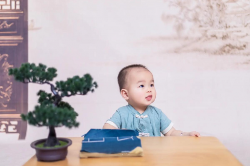 巢湖宝宝喊肚子疼怎么回事